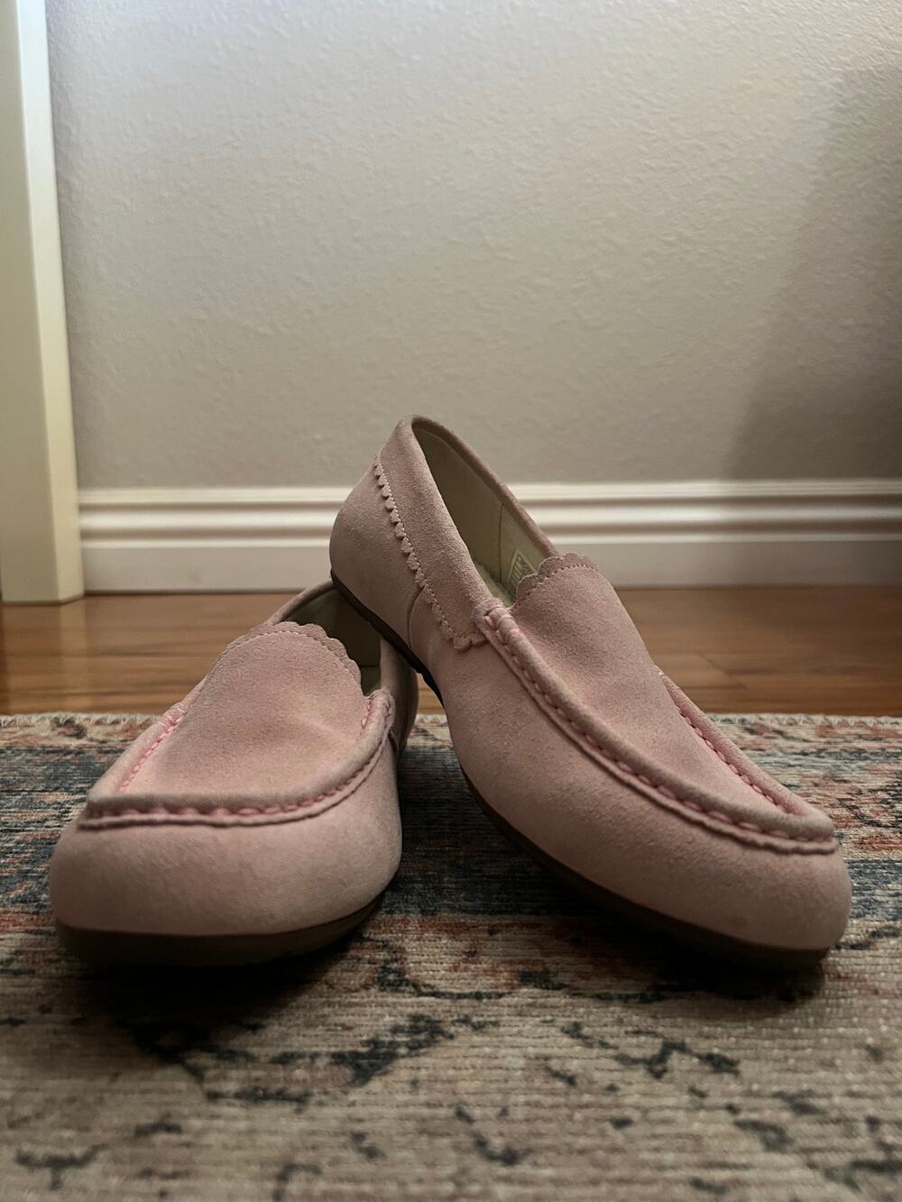 Vionic Slippers Women's McKenzie Pink Suede Moccasins Slip-On Size 7